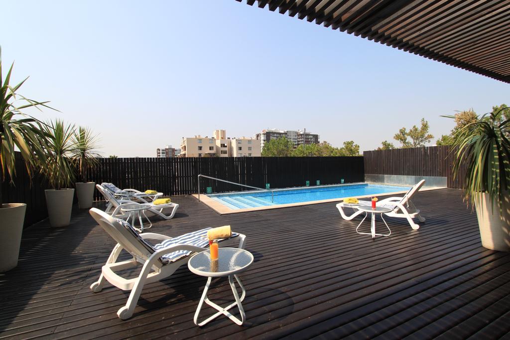 onde-ficar-em-santiago-do-chile-melhores-hotéis-terrance-piscina Onde ficar em Santiago do Chile melhores hotéis ! 