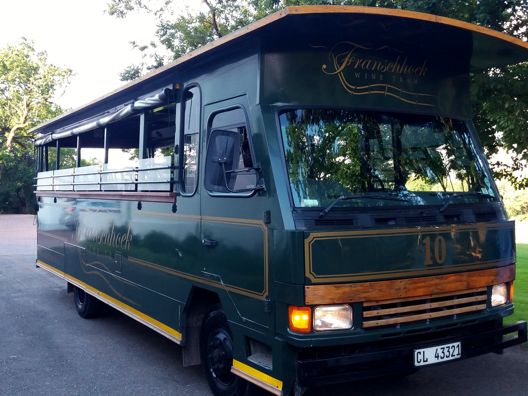 Rota-dos-vinhos-em-Cape-Town-Stellenbosch-e-Franschhoek-wine-tram Rota dos vinhos em Cape Town Stellenbosch e Franschhoek  